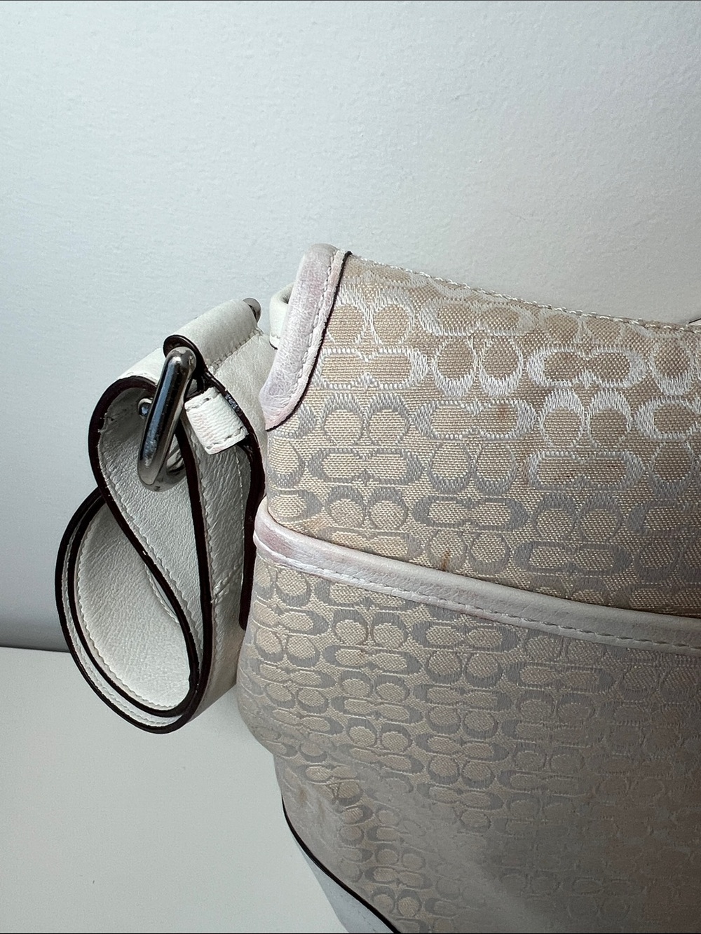 Coach White and Cream Soho Bag - Picture 7 of 16